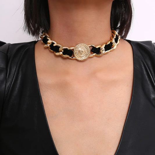 Retro Layered Geometric Pendant Chain Necklace for Women